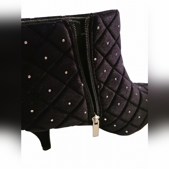 NWOB Ccomfort size 11W black booties - Picture 11 of 16